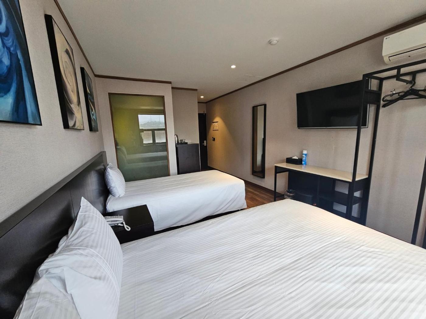 Sunland Hotel Jeju Exterior photo