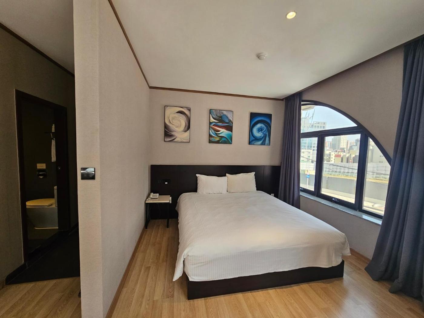 Sunland Hotel Jeju Exterior photo