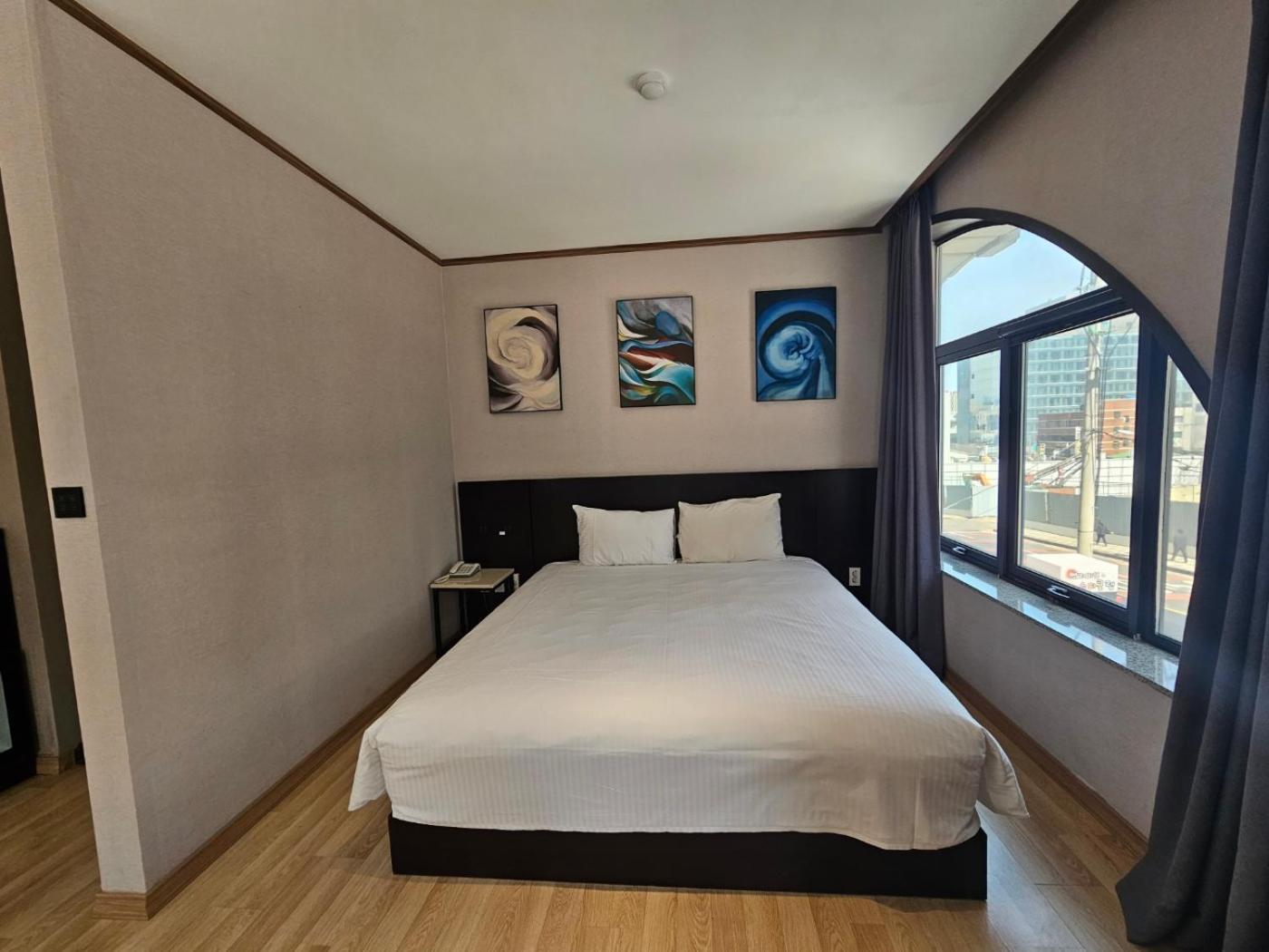 Sunland Hotel Jeju Exterior photo