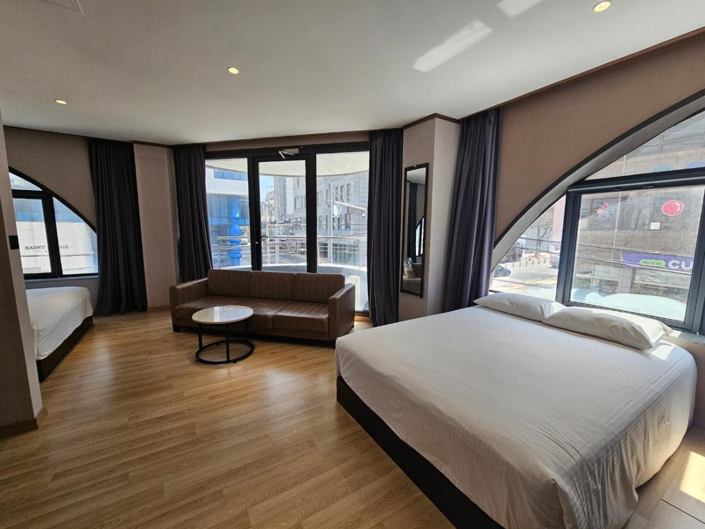 Sunland Hotel Jeju Exterior photo