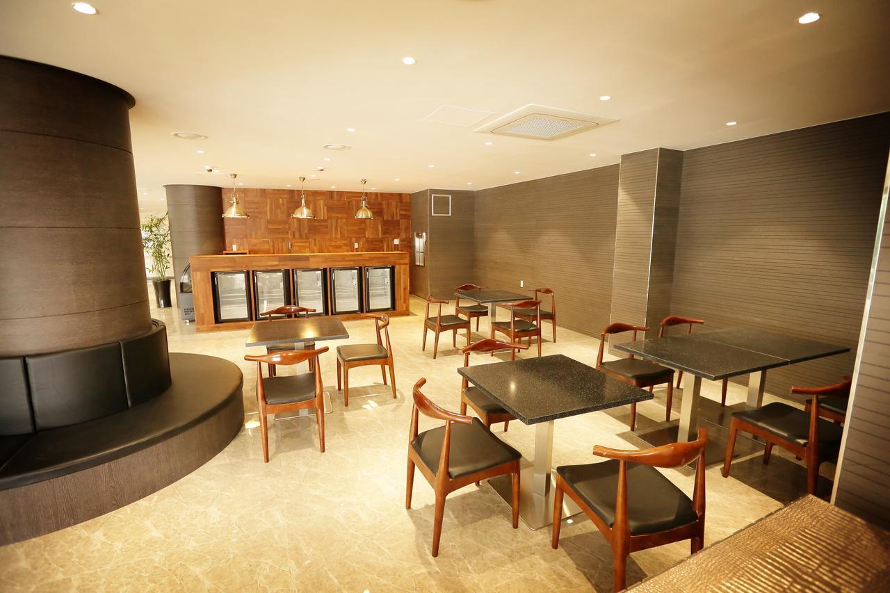 Sunland Hotel Jeju Exterior photo